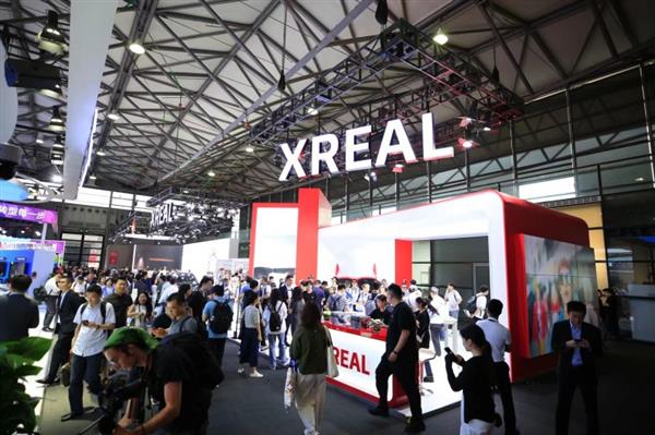 kaiyun开云网站XREAL携手宝马亮相MWC上海 探索AR技术未来融合边界(图2)