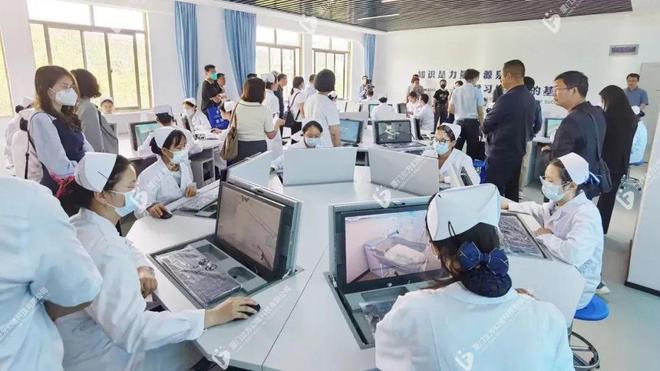 VR医学仿真软件：颠覆传统教育的未来科技(图1)