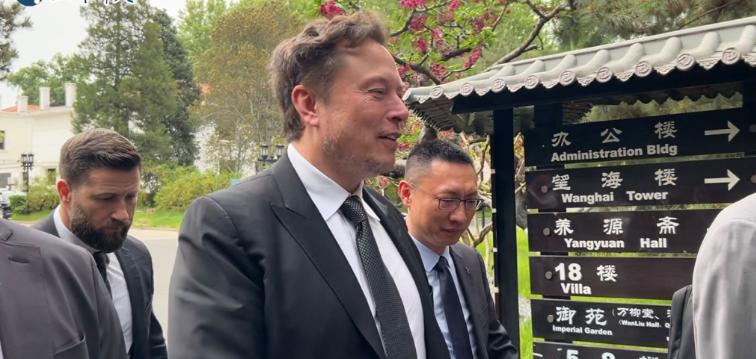 2024 AI技术飞跃驱动自动驾驶新纪元特斯拉英伟达微美全息齐头并进加速落地(图3)