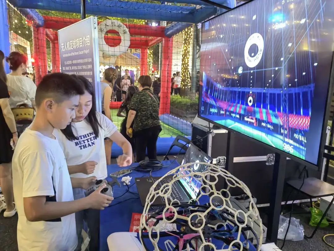 kaiyun官网“YOUNG浦夏夜”体育消费生活节来了！全民健身与奥运同行(图6)