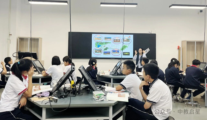 北京汇文中学利用中教启星新品开展历史VR探究活动课(图1) 北京汇文中学利用中教启星新品开展历史VR探究活动课(图1)